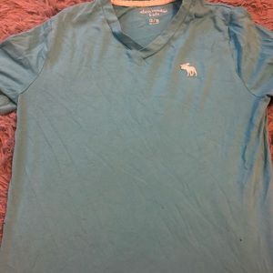 Aberecombie tshirt
